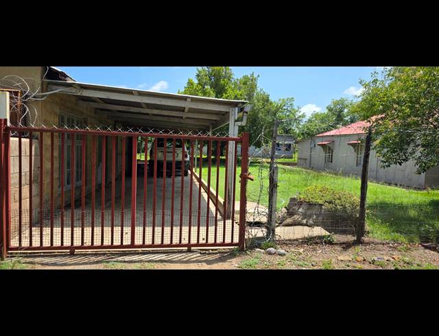 3 BEDROOM FREESTANDING FOR SALE IN WEENEN